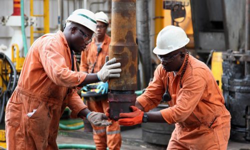 Oil-worker-2